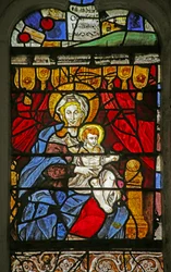 Fenster mit der Jungfrau und dem Kind